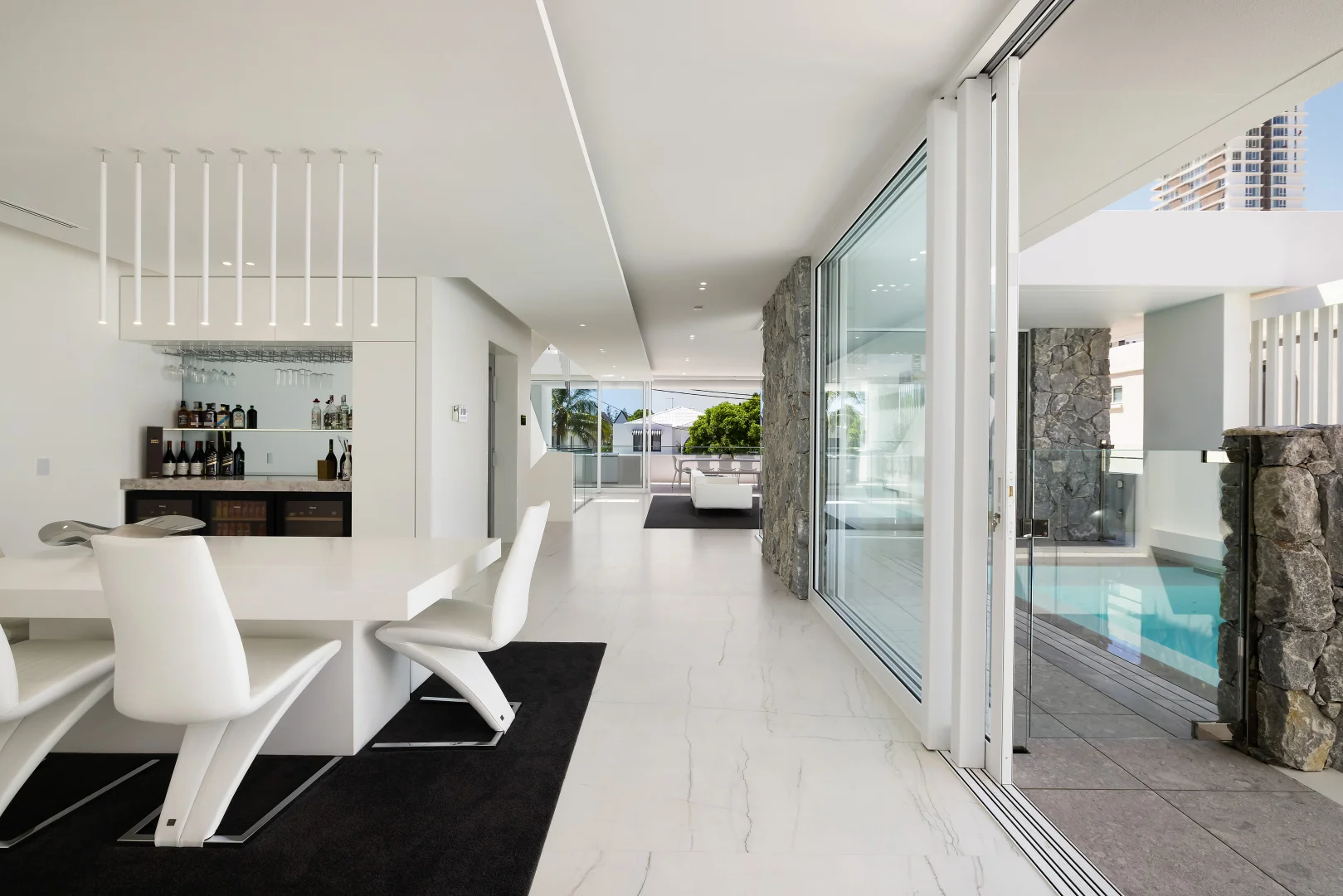 Additional image 8 of 46 Woodroffe Avenue, Main Beach QLD 4217