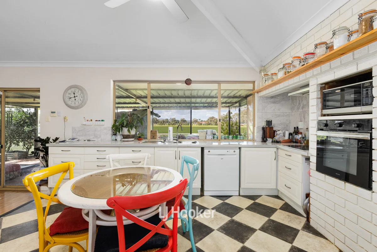 Additional image 34 of 190 Tenth Street, Harvey WA 6220