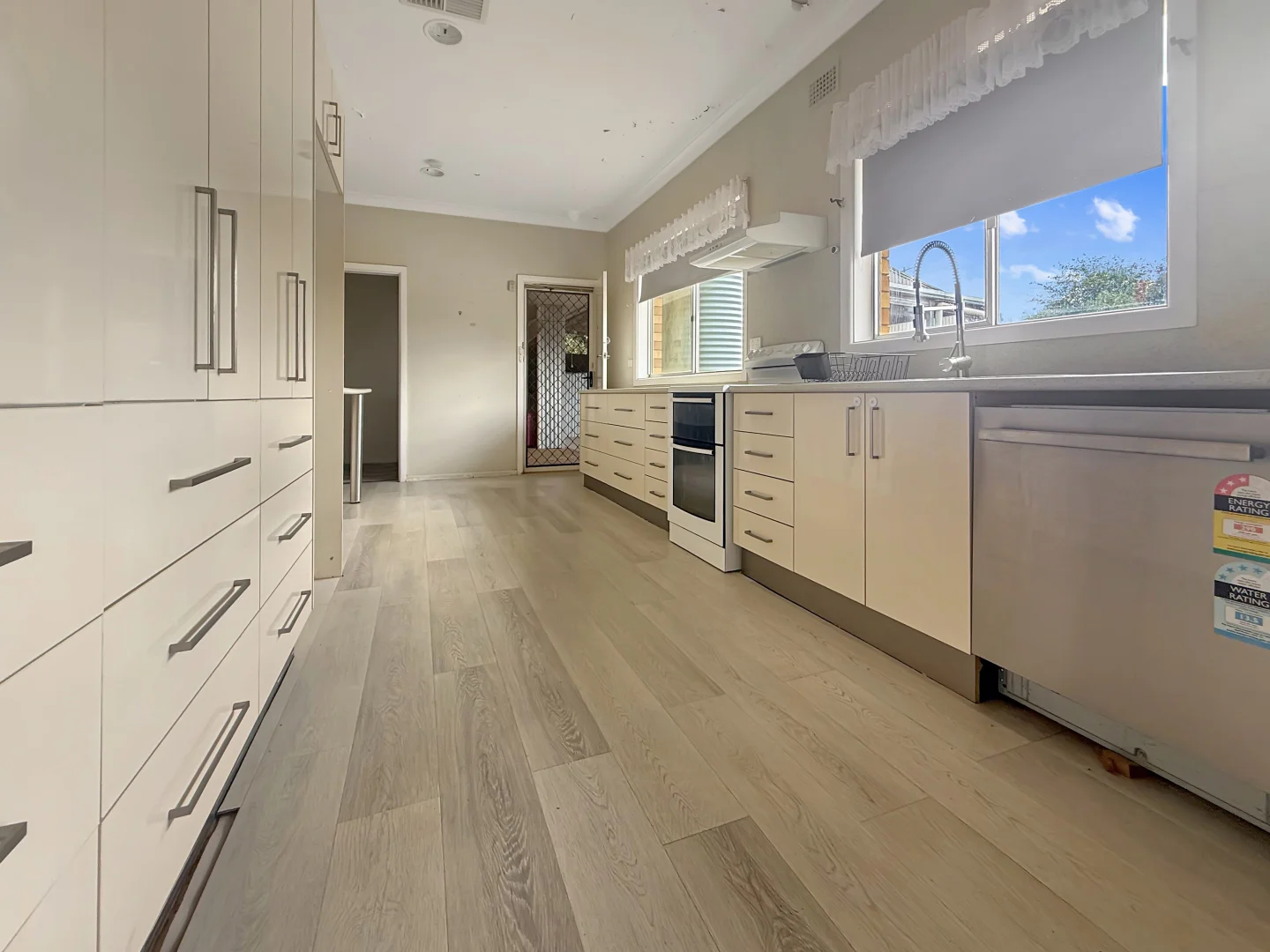 Additional image 3 of 16 Evans Parade, Parkes NSW 2870