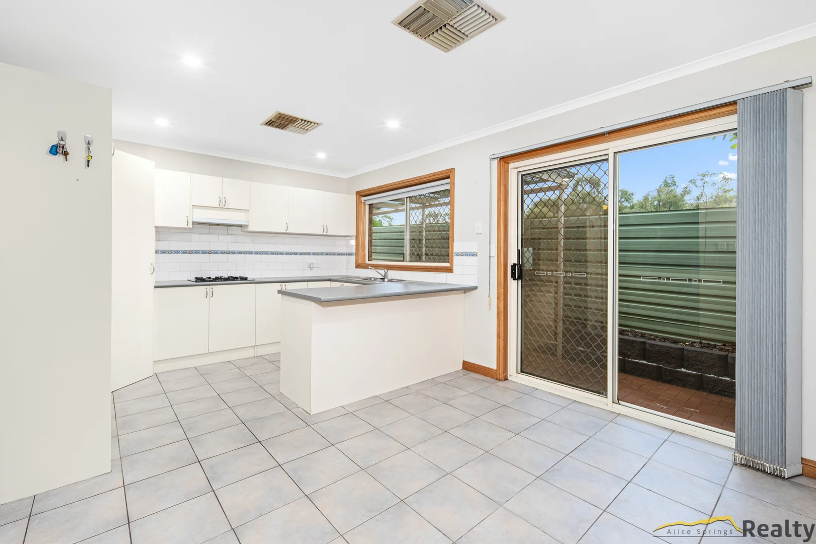 Additional image 12 of 4/40 Zeil Street, Araluen NT 0870