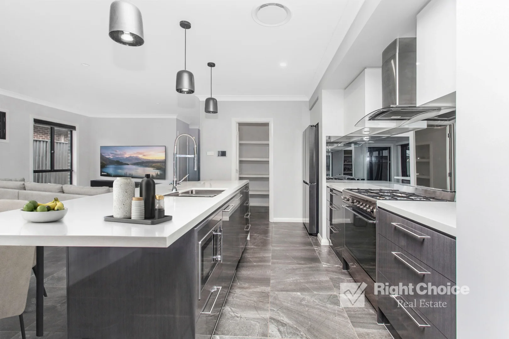 Additional image 2 of 6 Bartlett Crescent, Calderwood NSW 2527