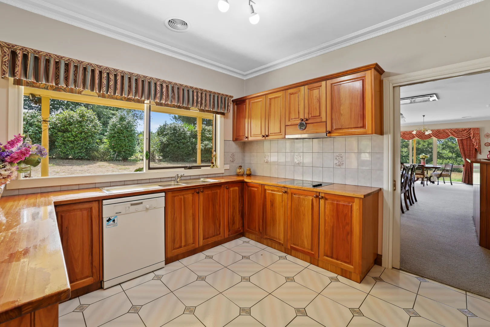 Additional image 3 of 1 Surman Court, Drouin VIC 3818