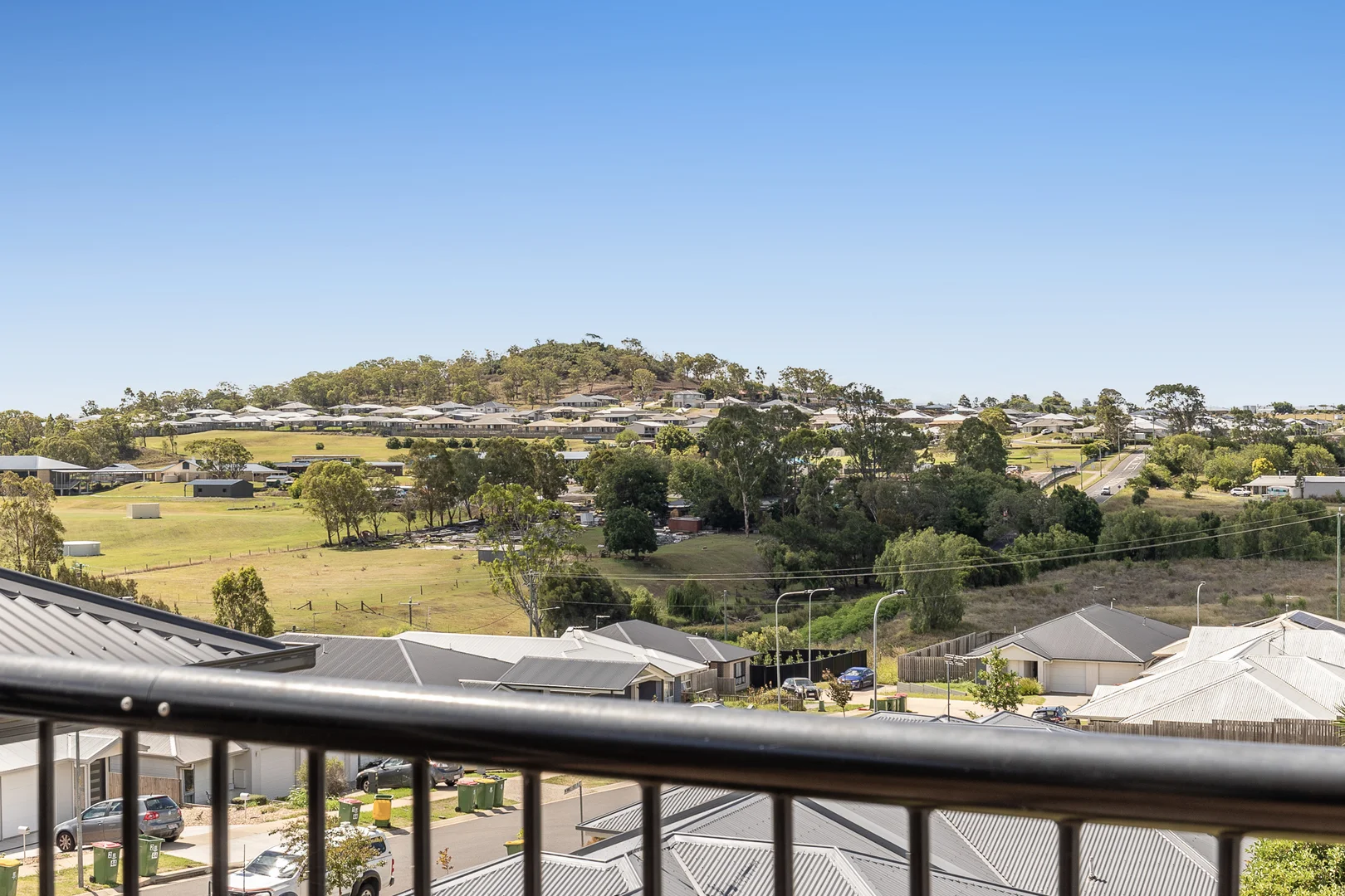 Additional image 9 of 2/17 Mcinnes Crescent, Glenvale QLD 4350