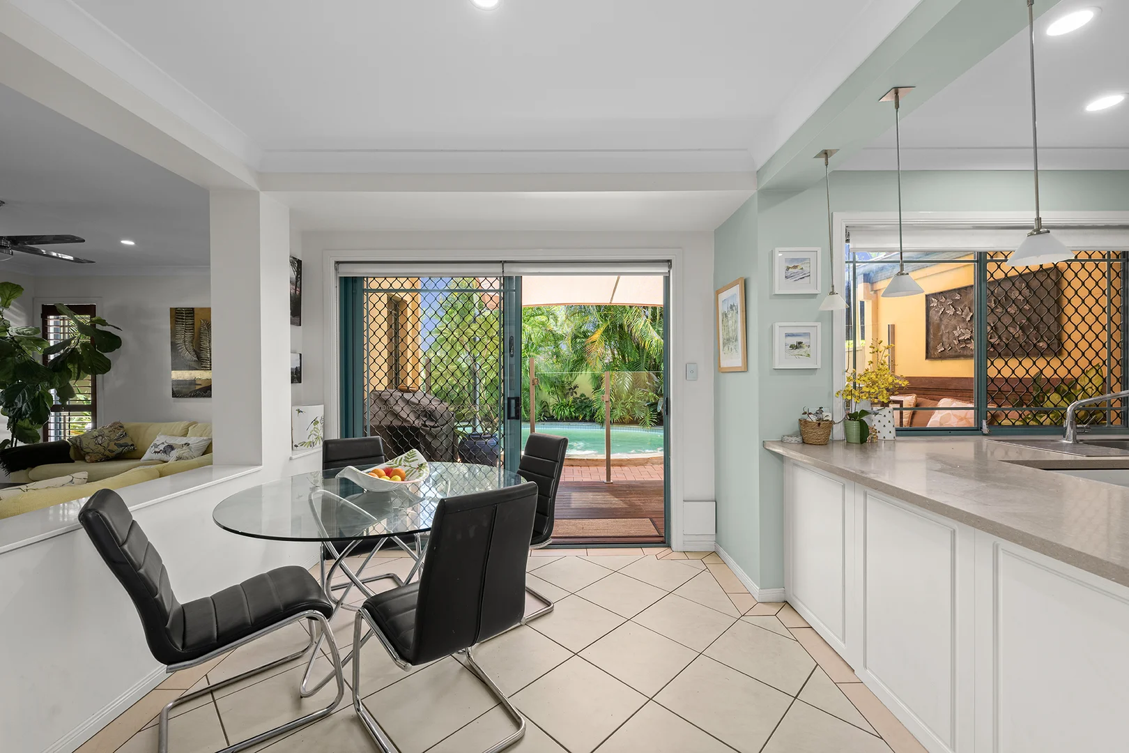 Additional image 5 of 2/129 Bayview Street, Runaway Bay QLD 4216