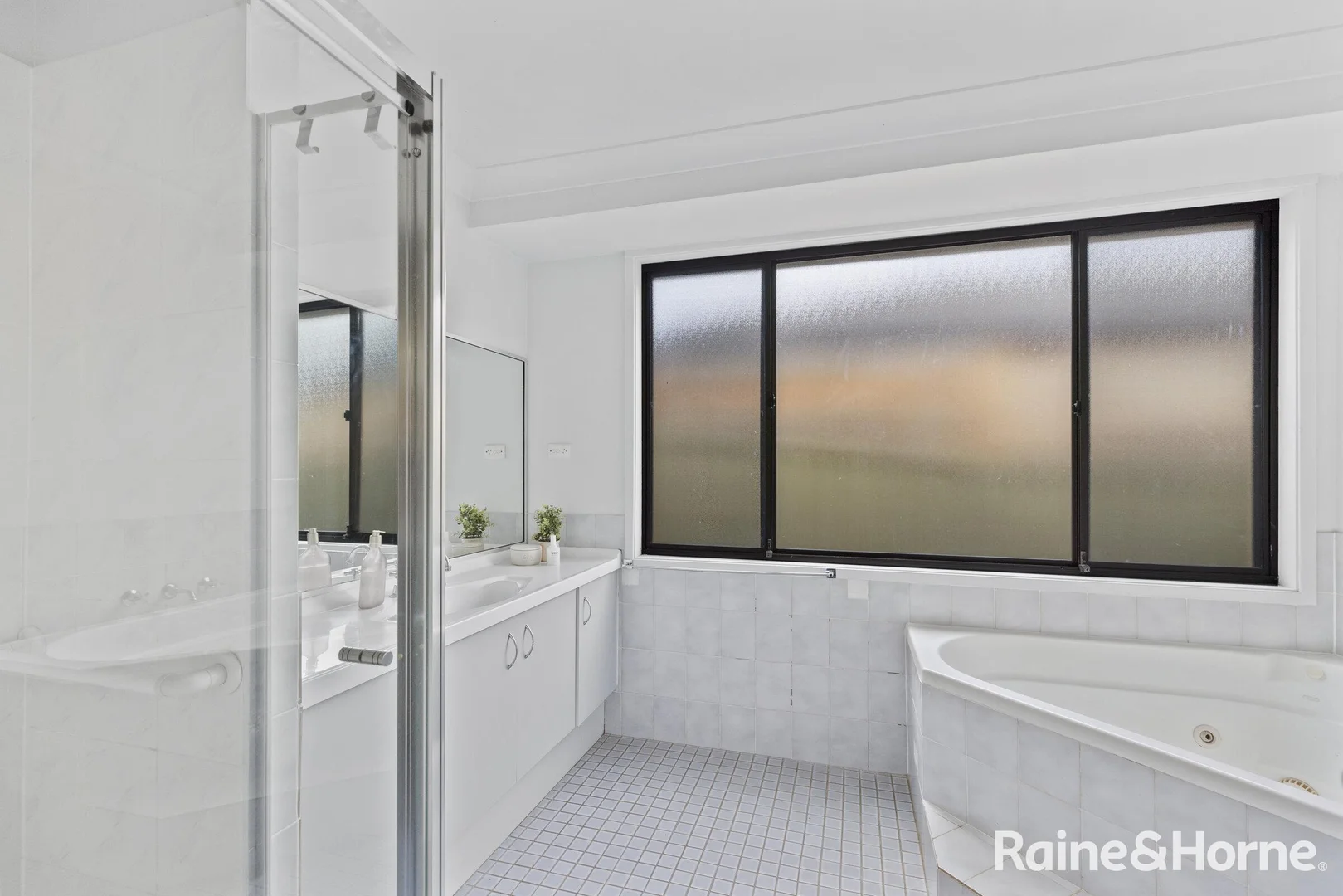 Additional image 10 of 23 Alexander Avenue, Bateau Bay NSW 2261