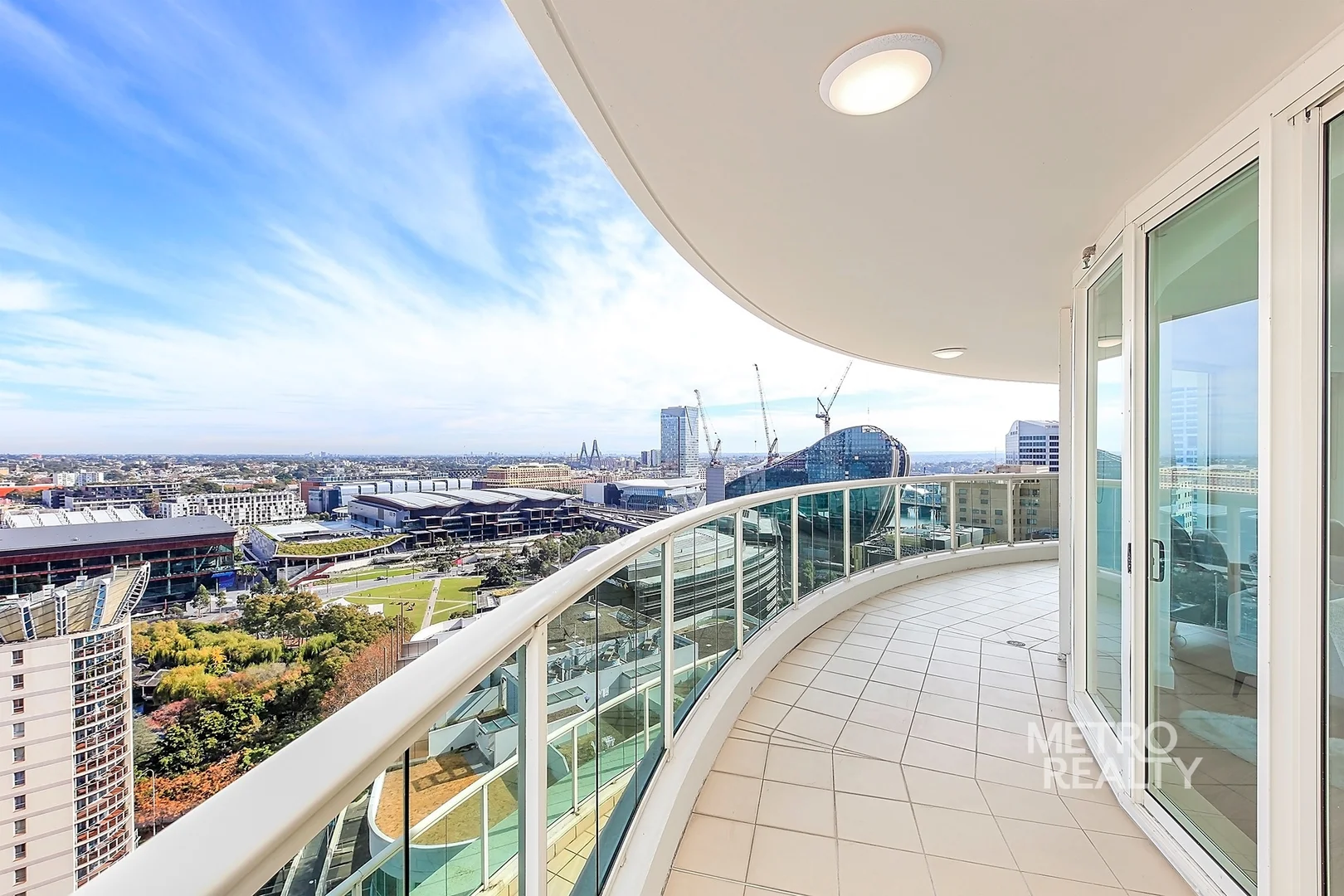 Additional image 14 of 2503/348-352 Sussex Street, Sydney NSW 2000