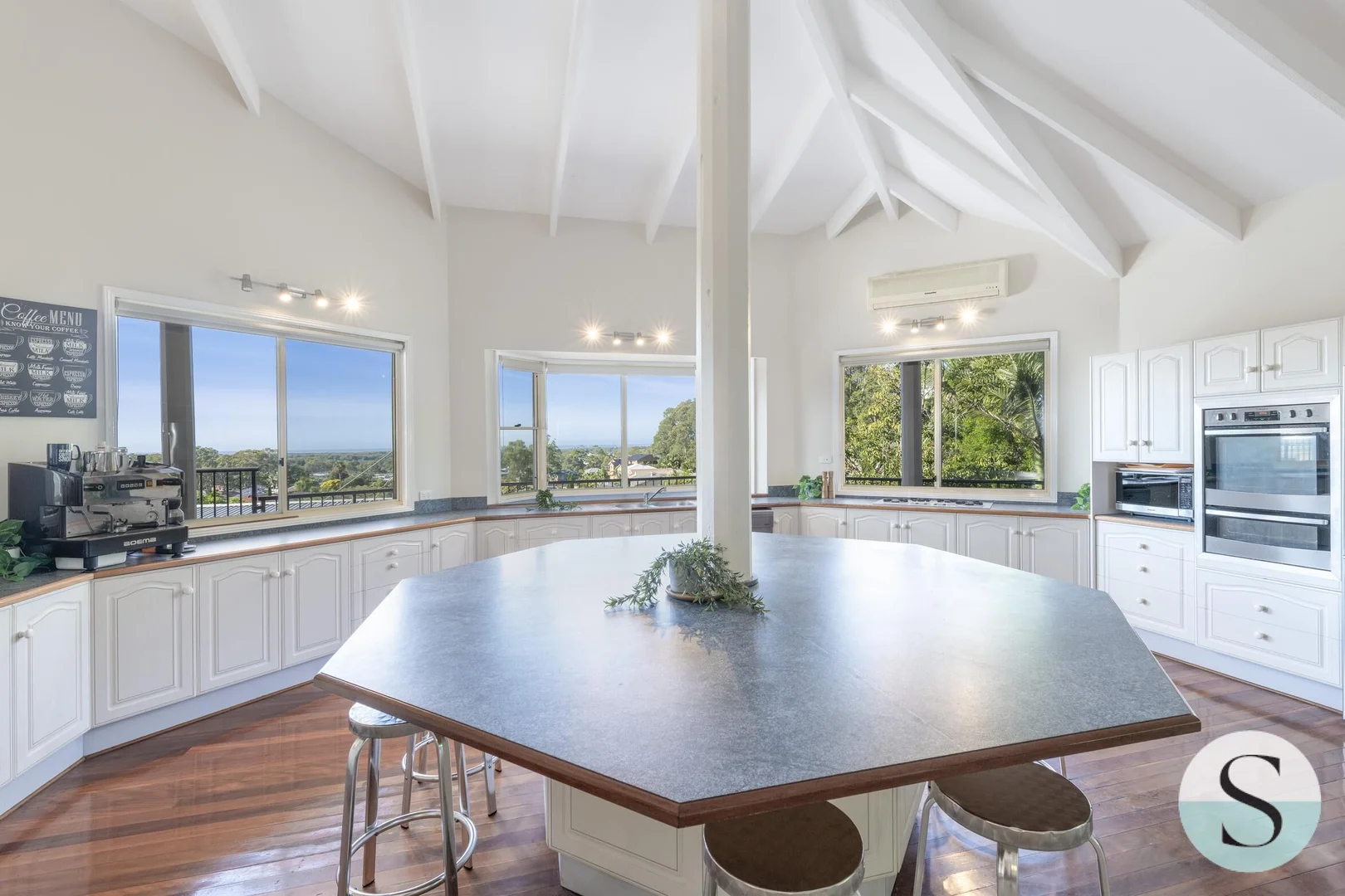 Additional image 11 of 5 Imperial Close, Floraville NSW 2280