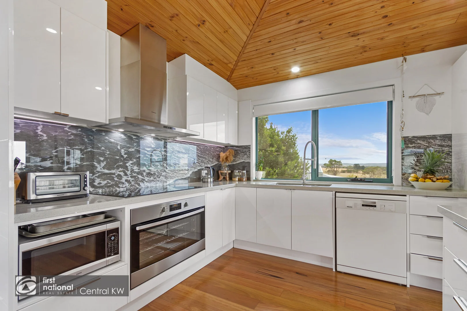 Additional image 14 of 225 Bay Rd, Jam Jerrup VIC 3984
