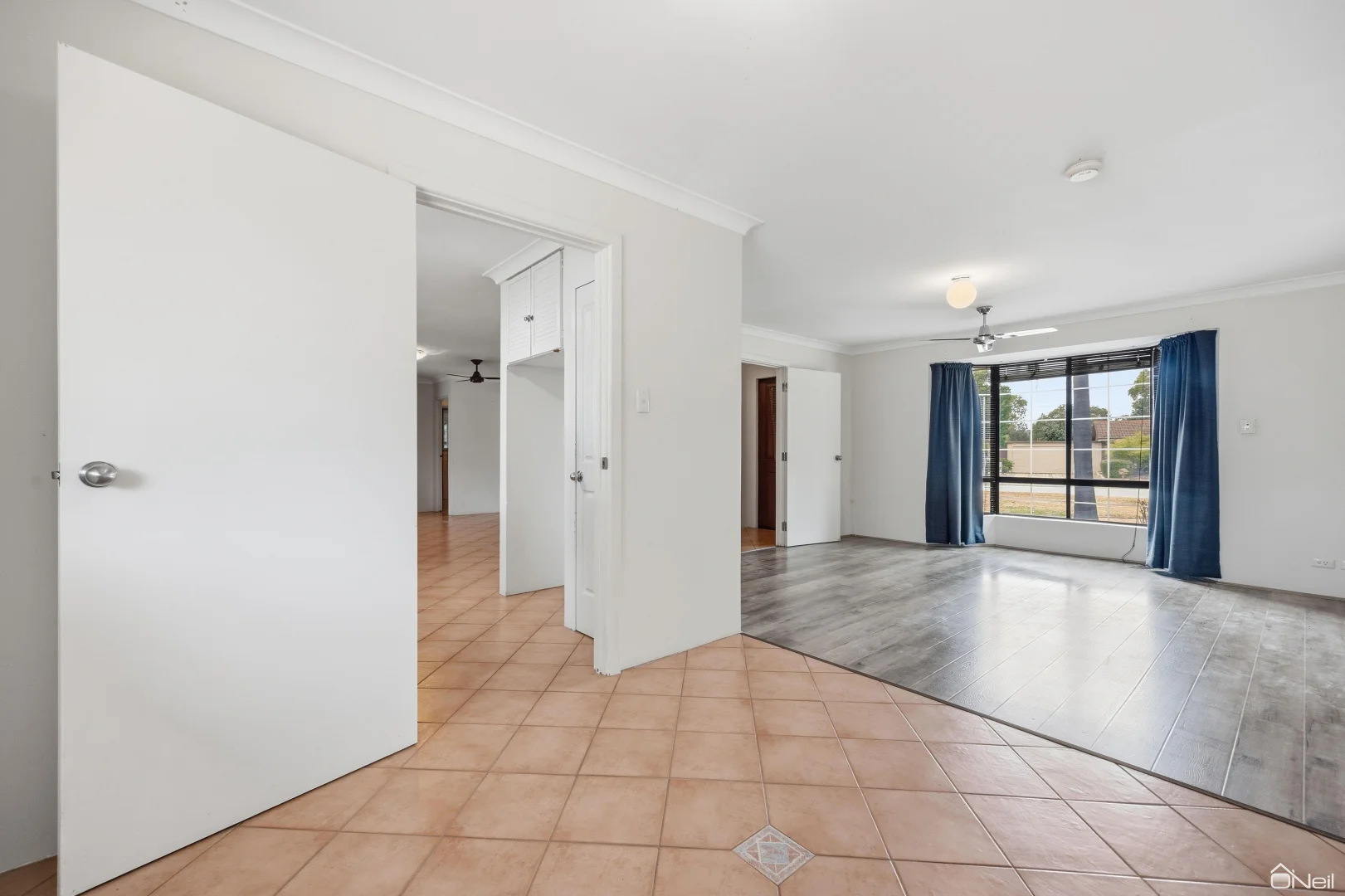 Additional image 8 of 4 Heron Court, Camillo WA 6111