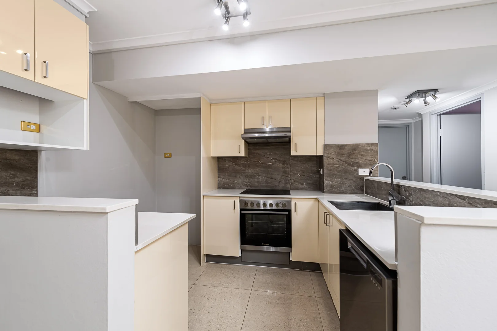 Additional image 5 of 64/8-12 Willock Avenue, Miranda NSW 2228