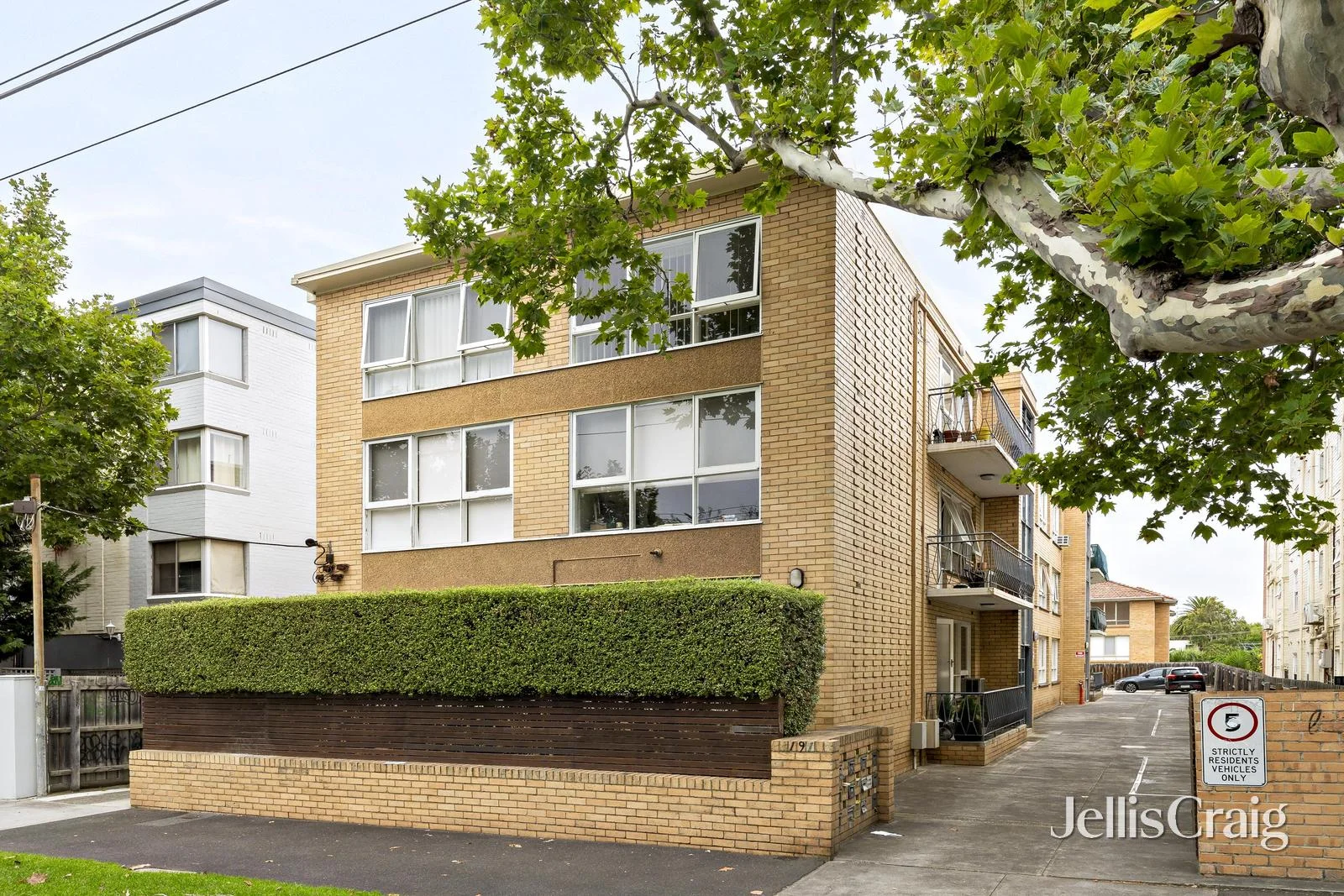 2/191 Brighton Road, Elwood VIC 3184