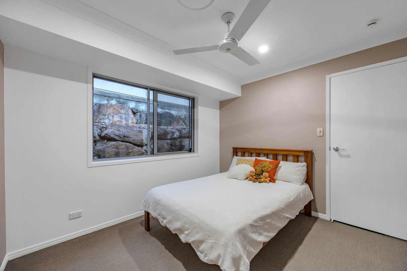 Additional image 30 of 43 Nottinghill Gate, Arundel QLD 4214