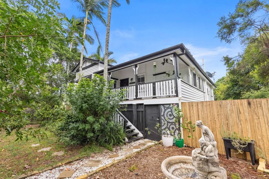 117 William Street, Howard QLD 4659