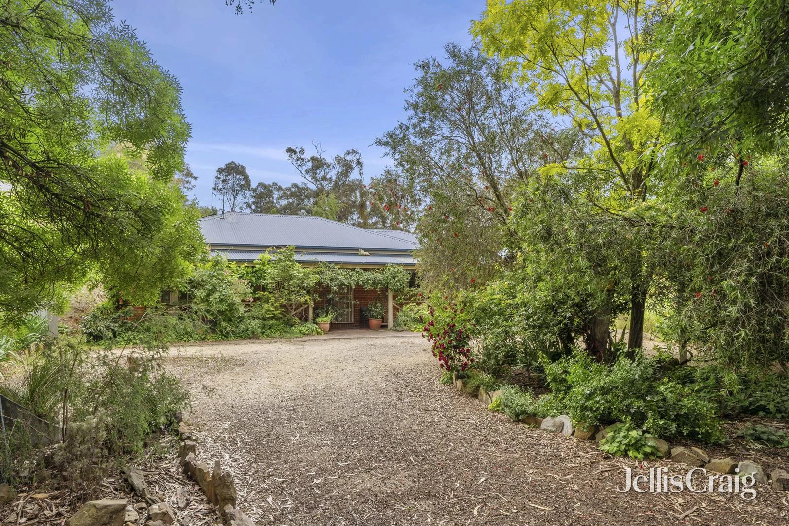 6 Penhallurick Street, Campbells Creek VIC 3451