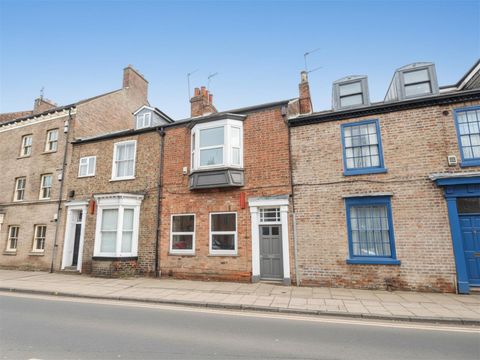 Clarence Street, York YO31