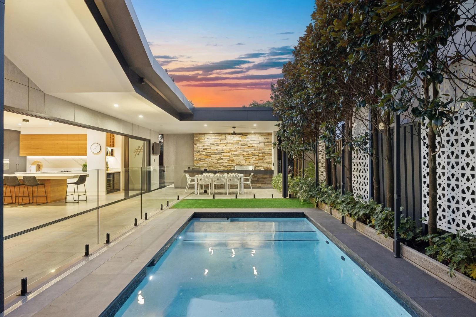 8 Binburra Avenue, Toowoon Bay NSW 2261