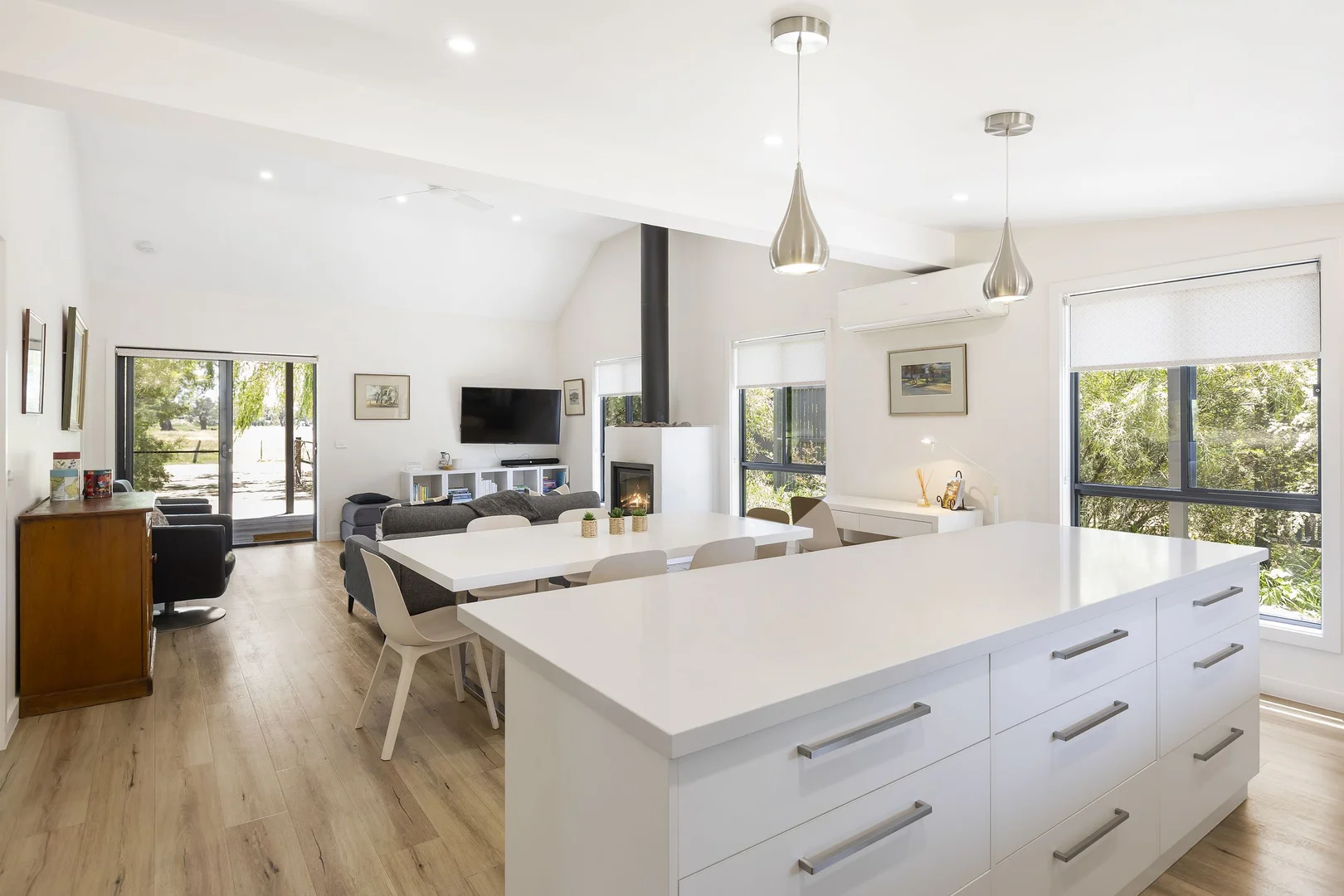 Additional image 18 of 20 Logan Street, Mansfield VIC 3722