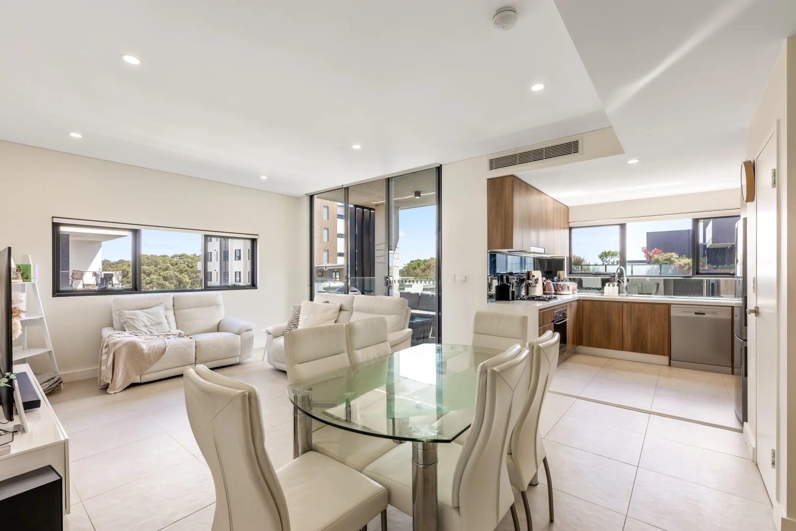 Additional image 3 of C403/40 Pinnacle Street, Miranda NSW 2228