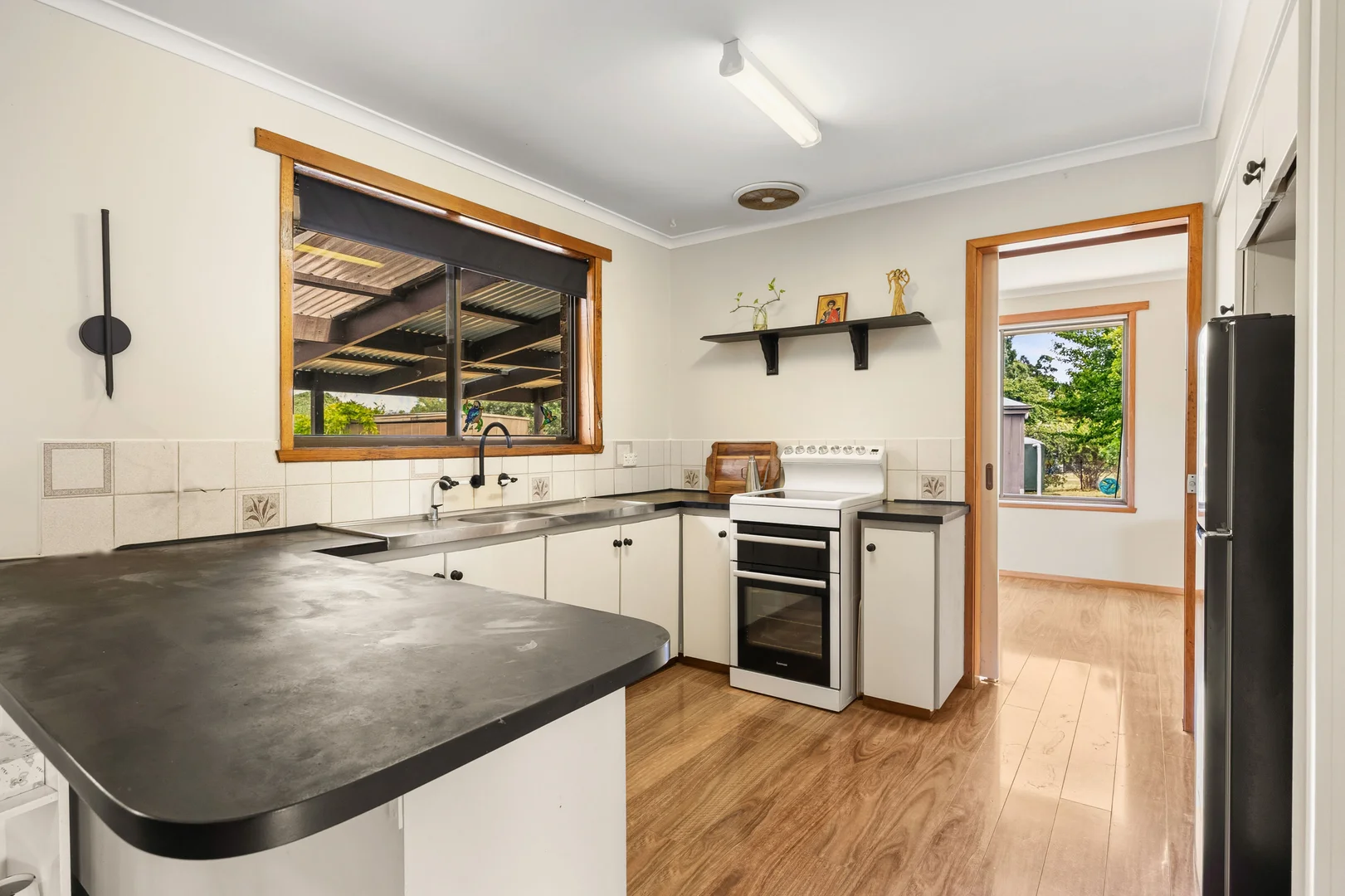 Additional image 5 of 43 Briardale Avenue, Enfield VIC 3352