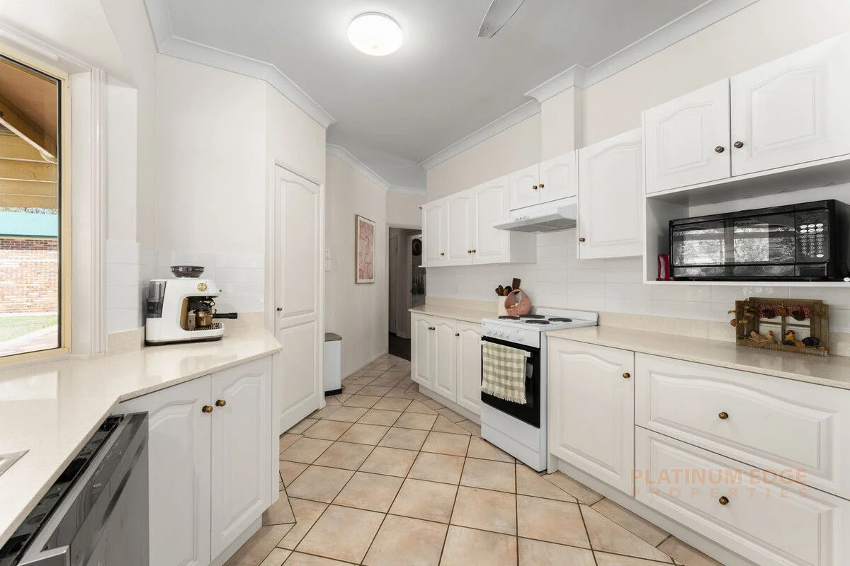 Additional image 6 of 10-12 Cathryn Court, Cedar Grove QLD 4285