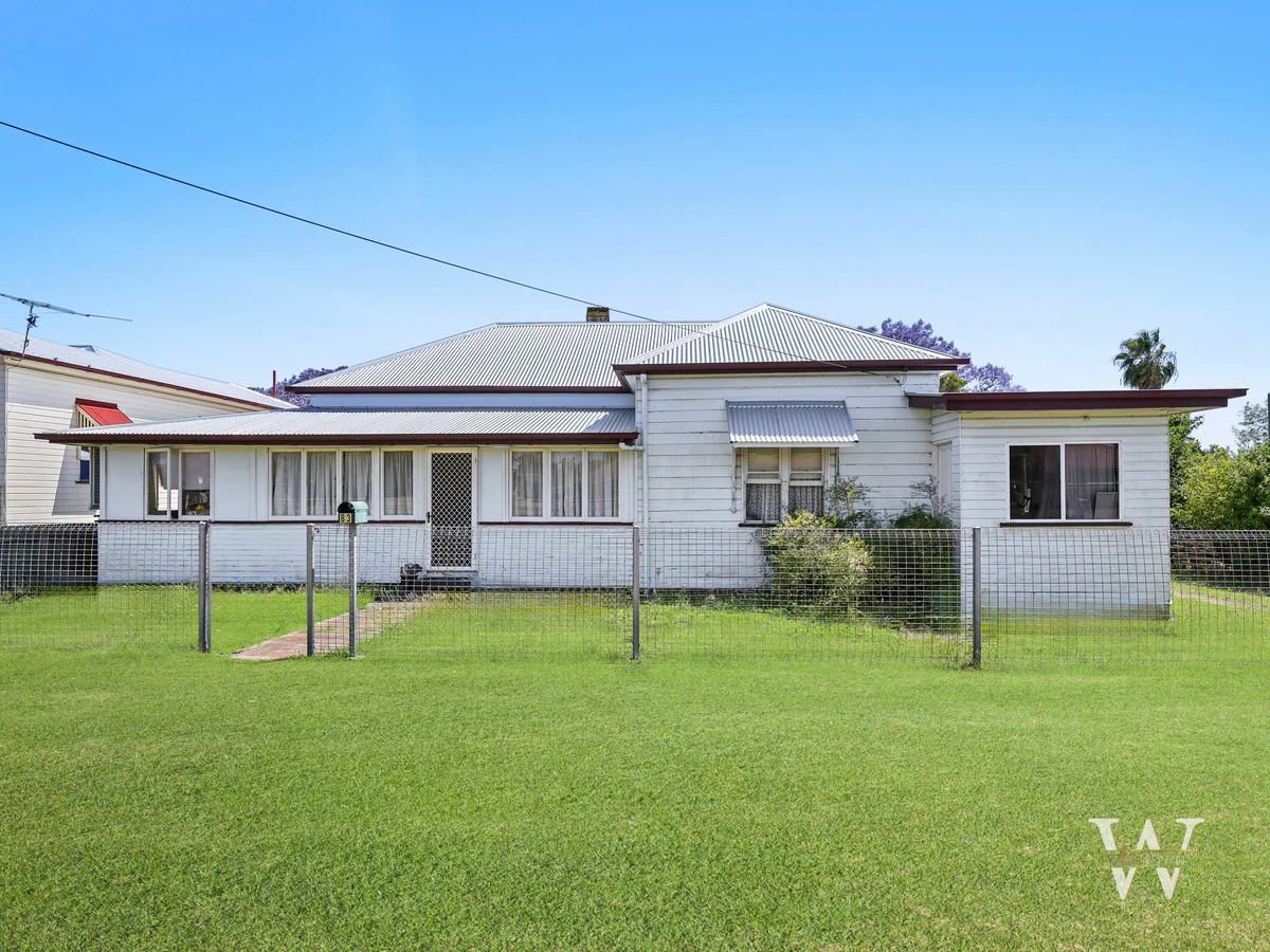 83 Wood Street, Warwick QLD 4370