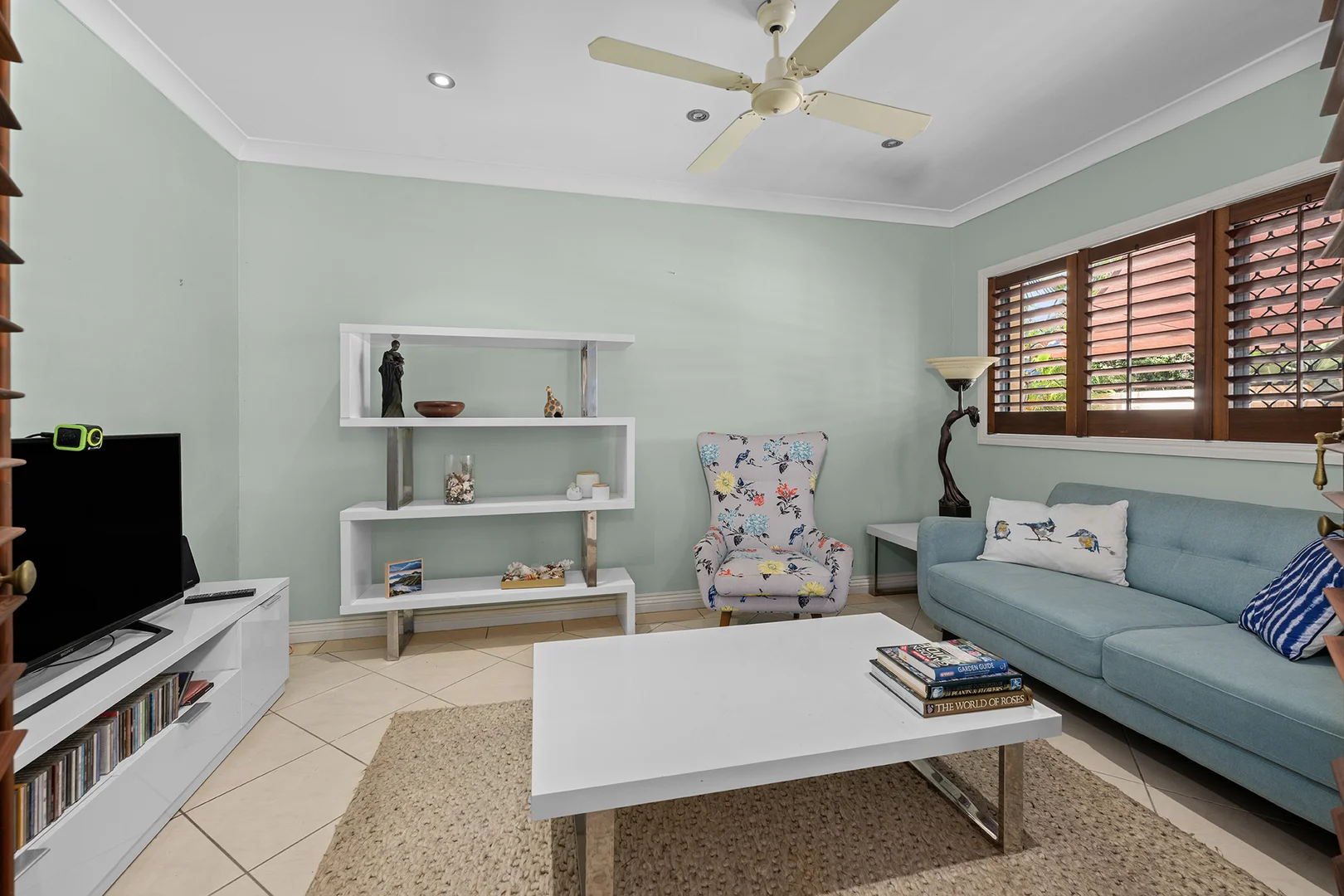 Additional image 9 of 2/129 Bayview Street, Runaway Bay QLD 4216