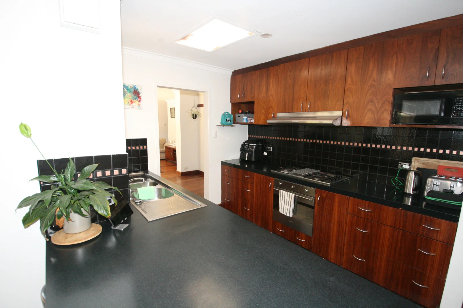 Additional image 9 of 31 Kingsbridge Road, Warnbro WA 6169