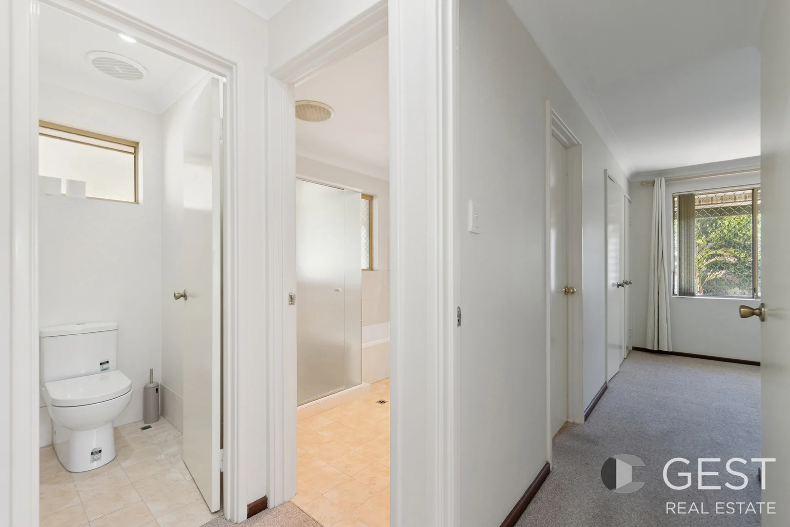 Additional image 17 of 19A Rosebank Gardens, Alexander Heights WA 6064