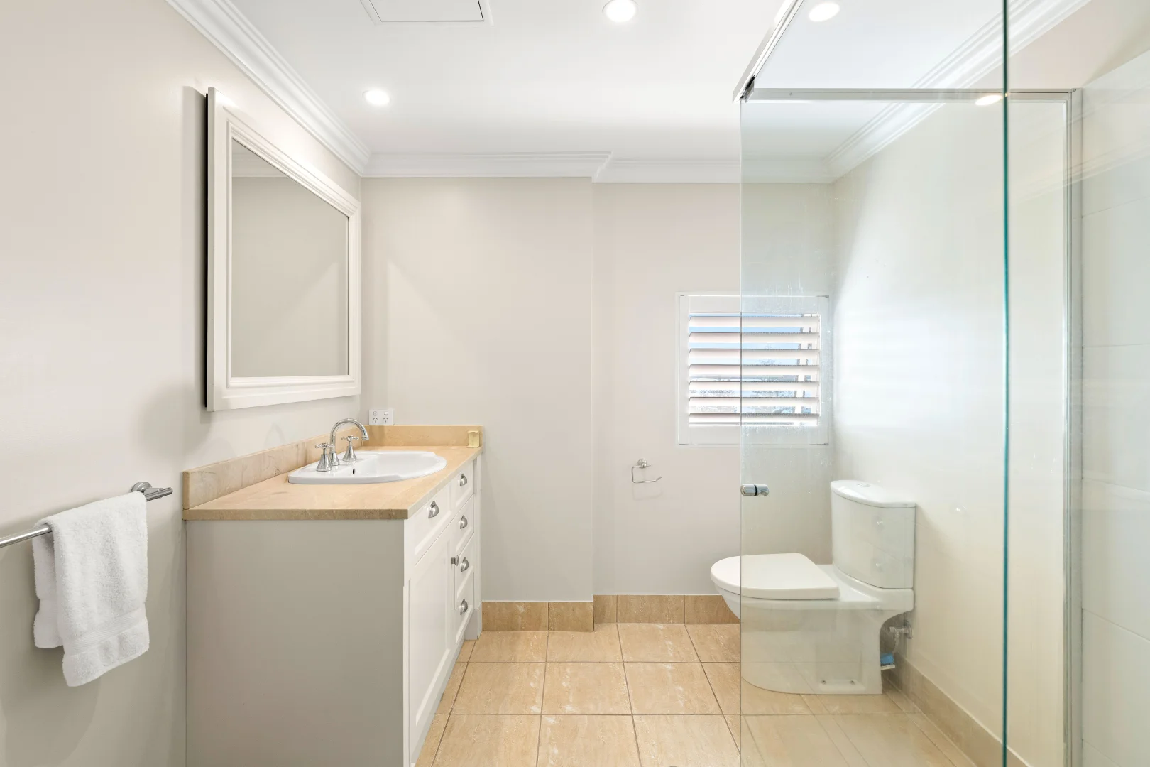 Additional image 21 of 803/212 Marine Parade, Labrador QLD 4215