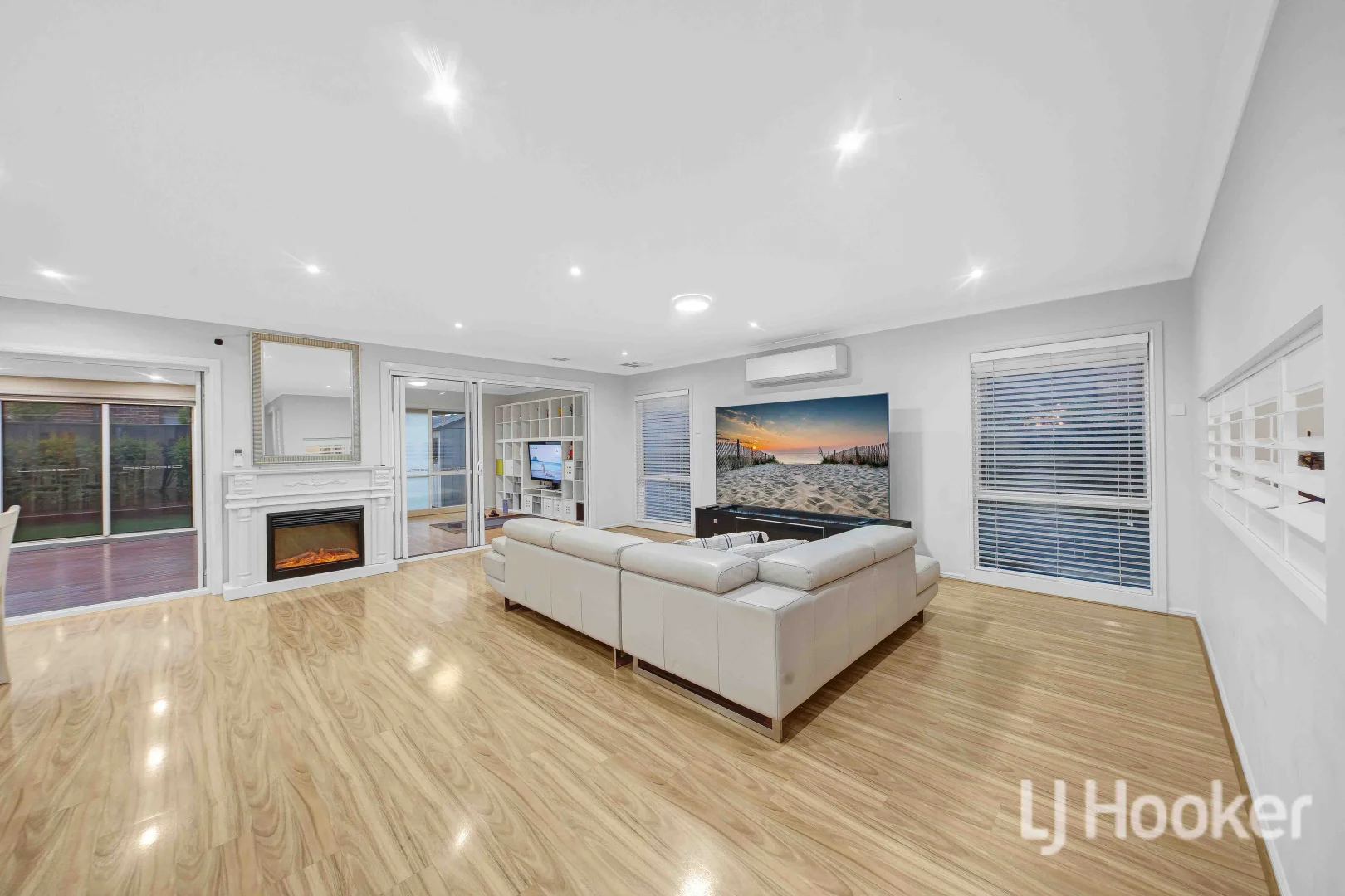 Additional image 10 of 46 Waterway Boulevard, Weir Views VIC 3338