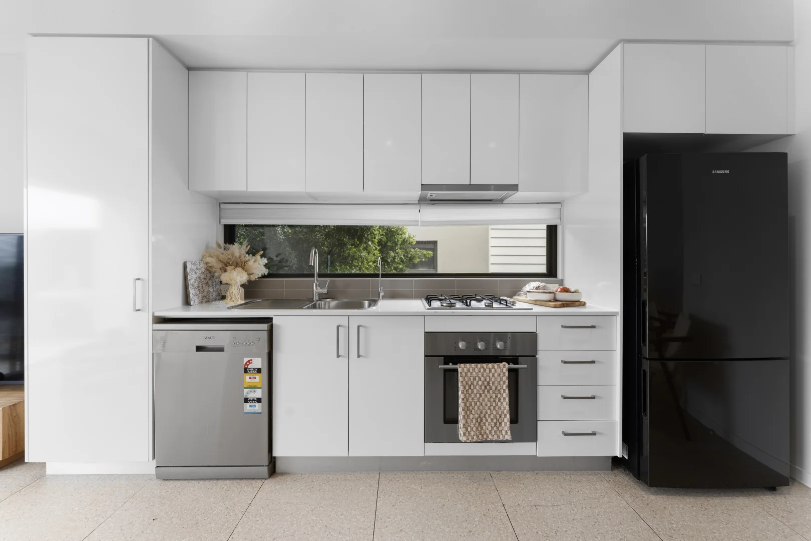 Additional image 5 of 2/480 Haughton Road, Clayton South VIC 3169