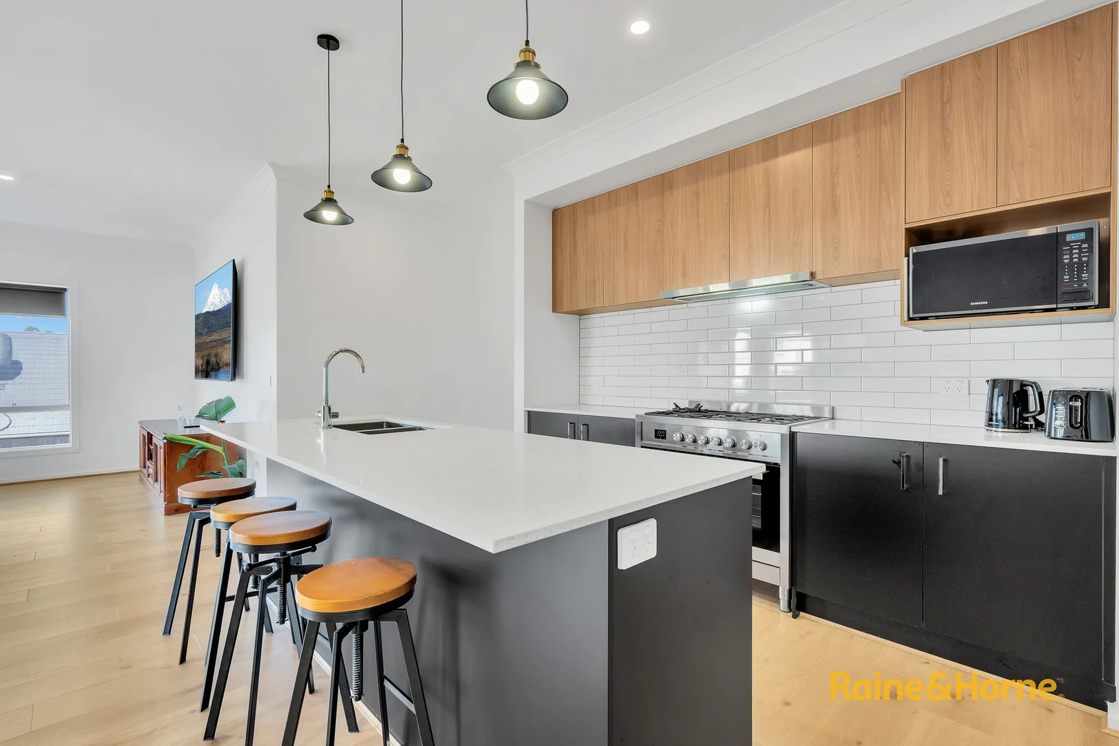 Additional image 5 of 30 Auburn Crescent, Bacchus Marsh VIC 3340