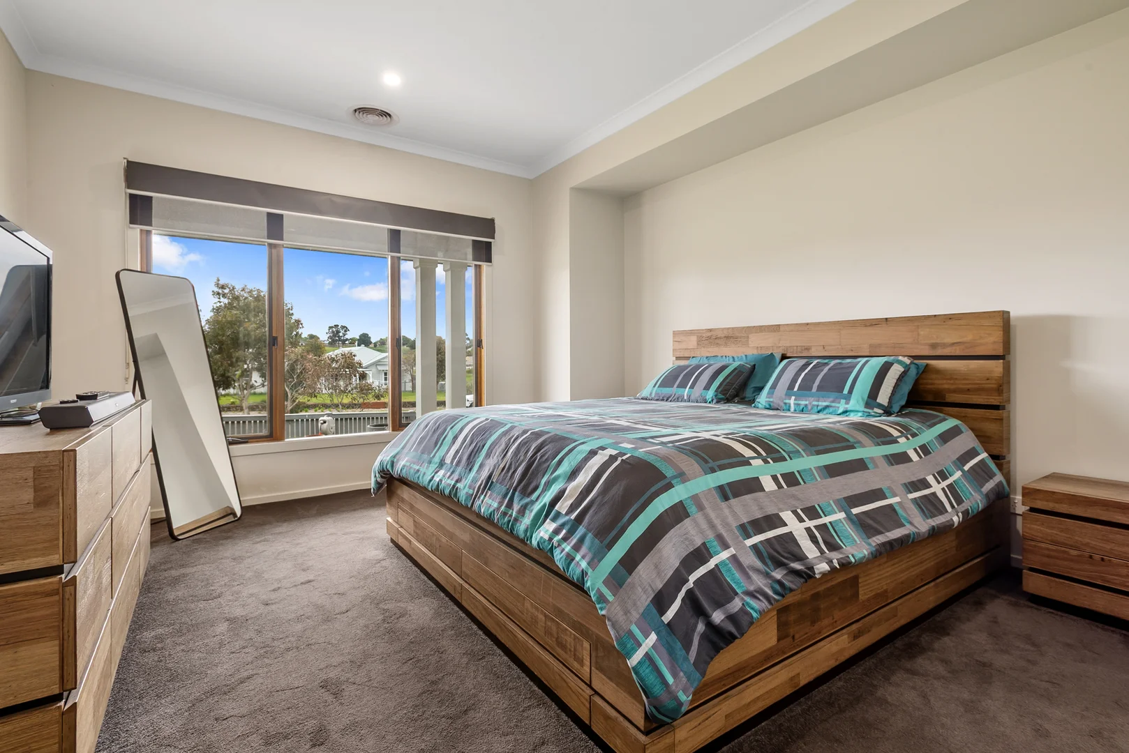 Additional image 7 of 22 Collins Parade, Kyneton VIC 3444