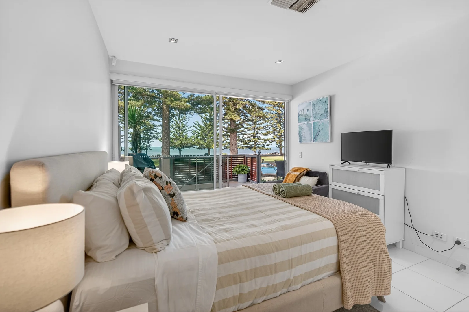Additional image 12 of 10/2-5 Flinders Parade, Victor Harbor SA 5211