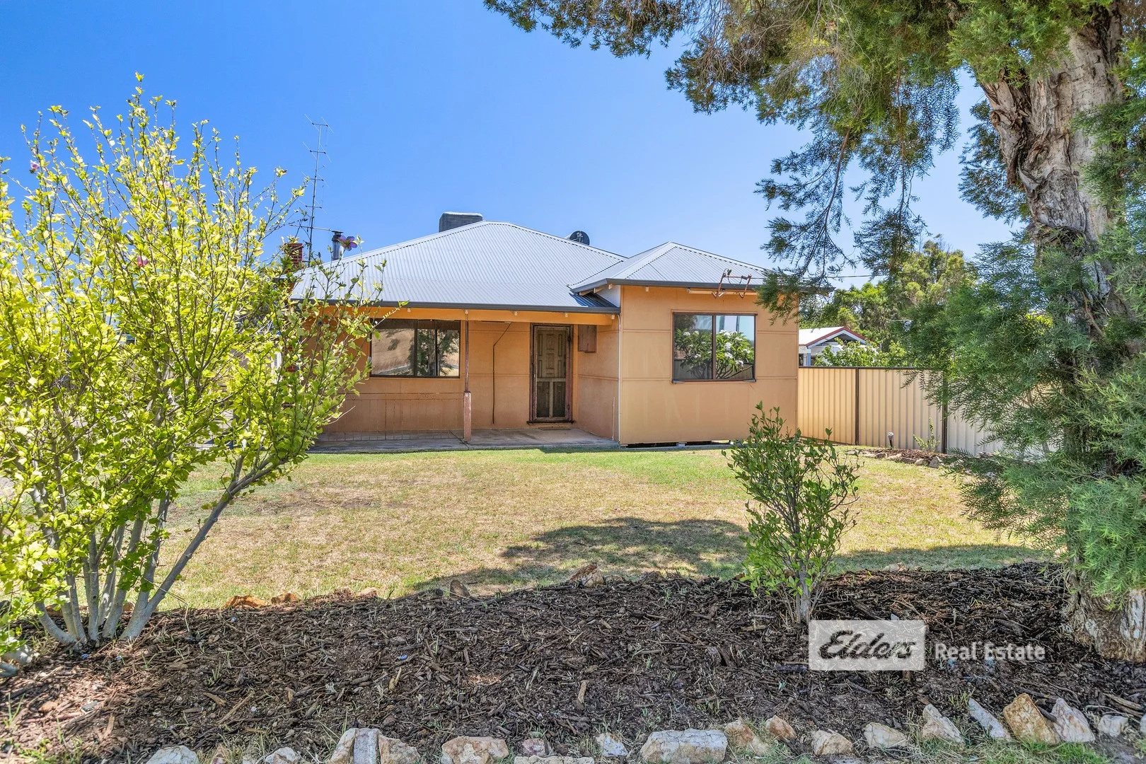 11532 South Western Highway, Wokalup WA 6221