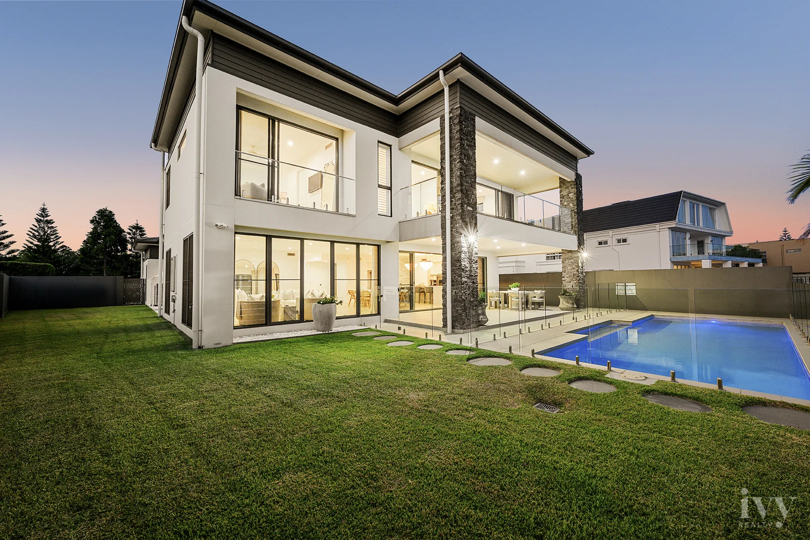 Additional image 4 of 1048 Edgecliff Place, Sanctuary Cove QLD 4212