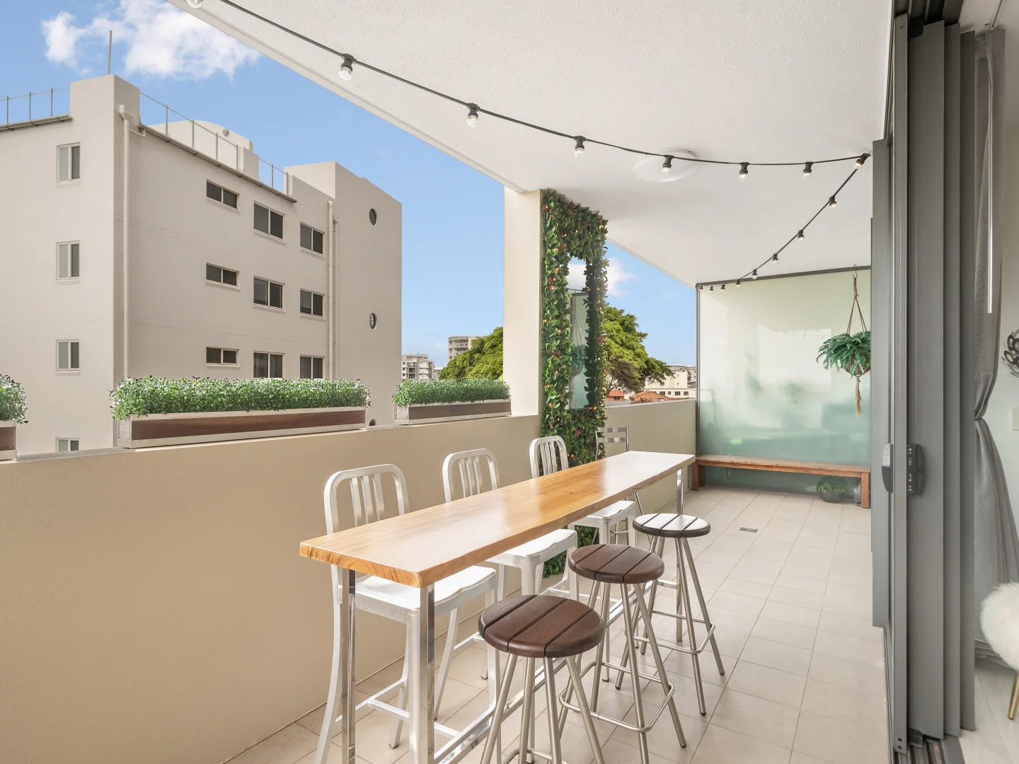 Additional image 25 of 302/99 Marine Parade, Redcliffe QLD 4020