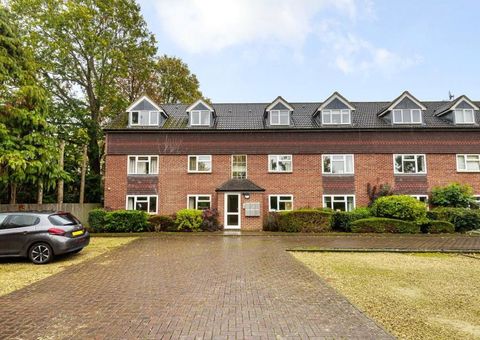 Larch Close, Oxford, Oxfordshire OX2