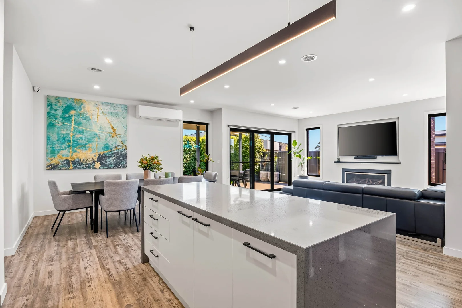 Additional image 8 of 3 Lovering Way, Lucas VIC 3350