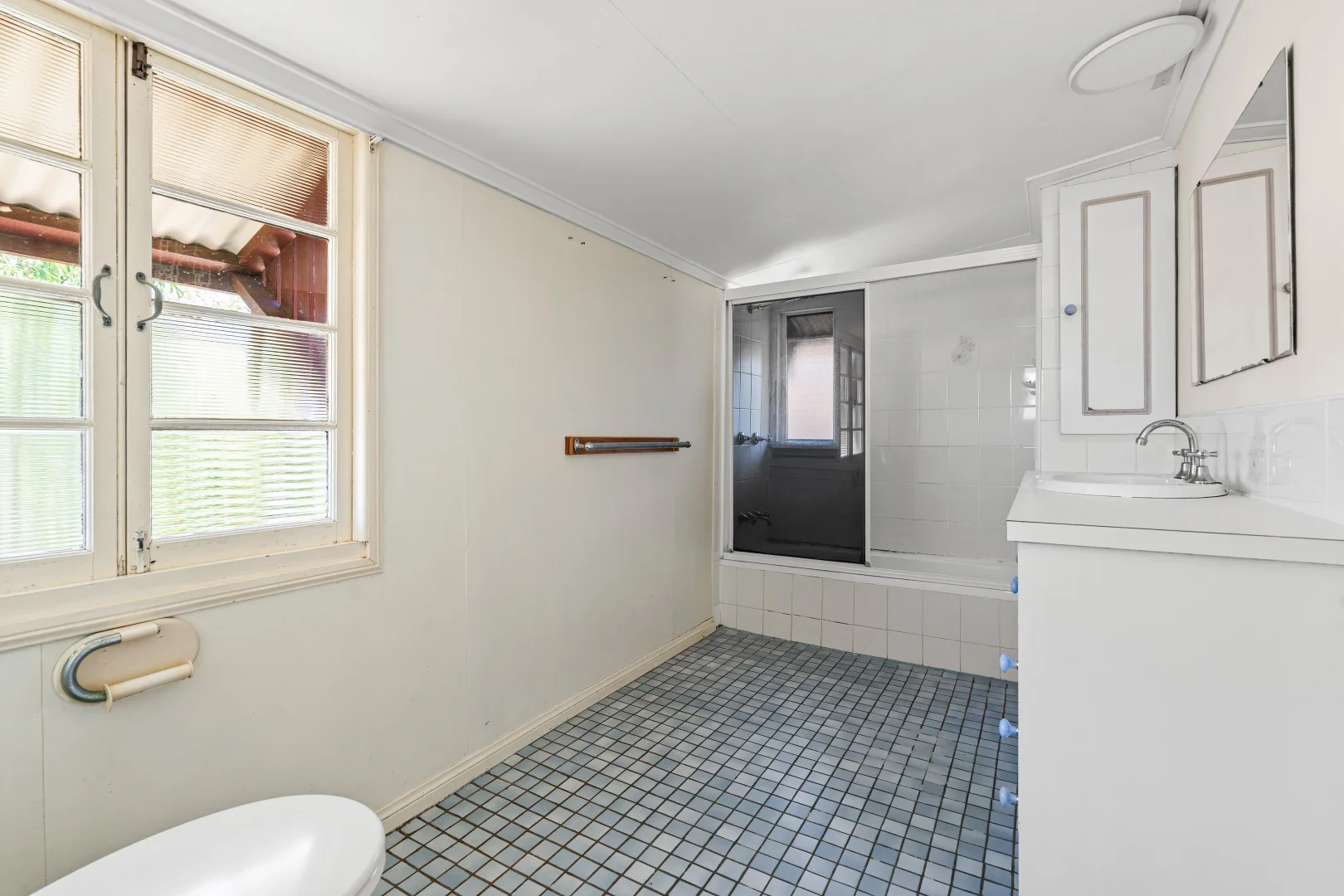 Additional image 8 of 87 Birkdale Road, Birkdale QLD 4159