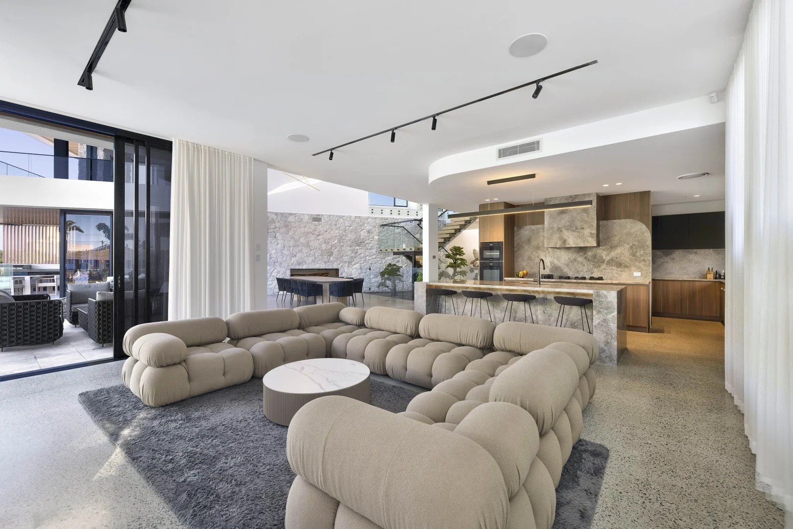 Additional image 9 of 20 Rebecca Court, Broadbeach Waters QLD 4218