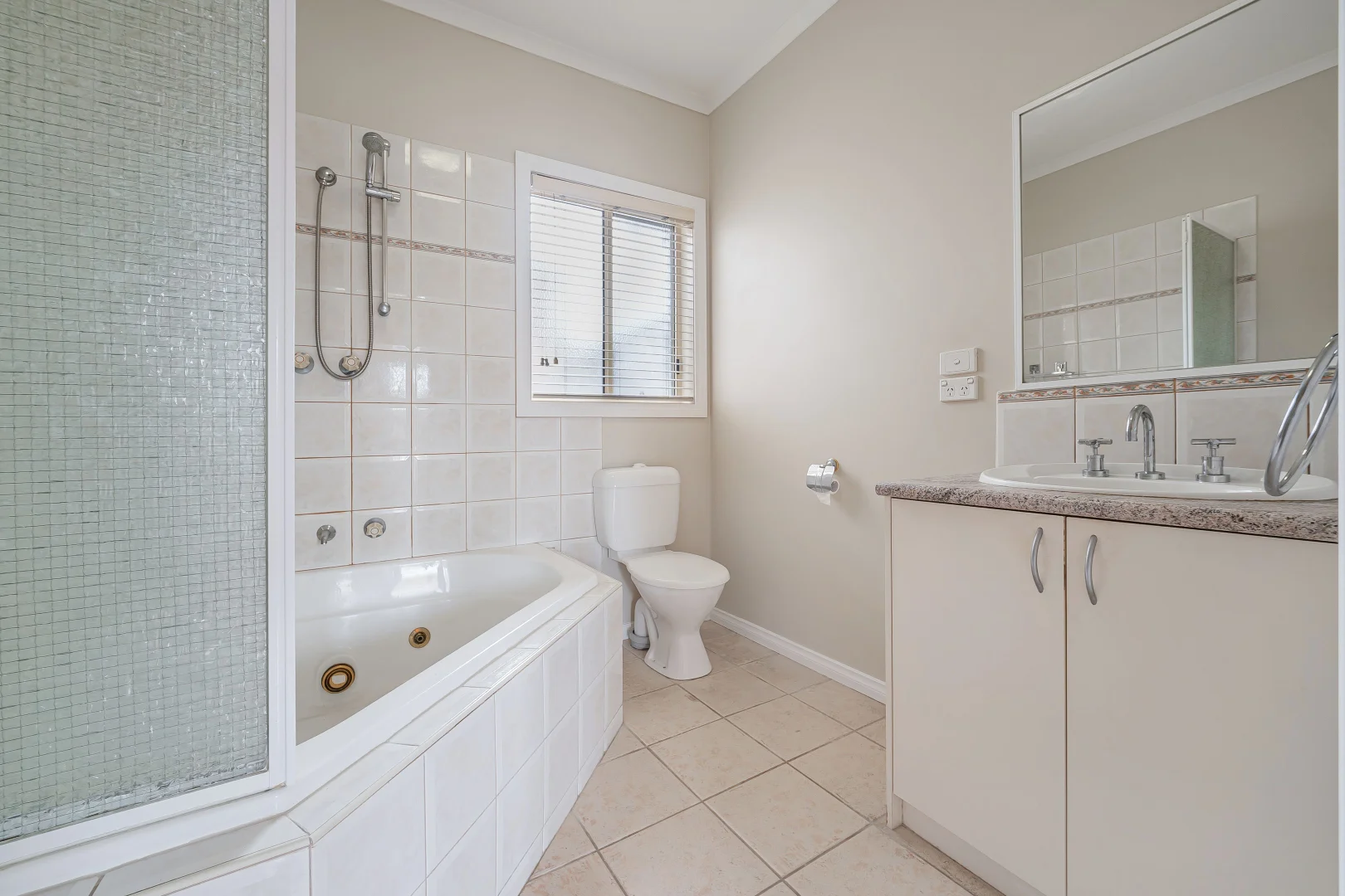 Additional image 11 of 4 Glama Court, Roxburgh Park VIC 3064