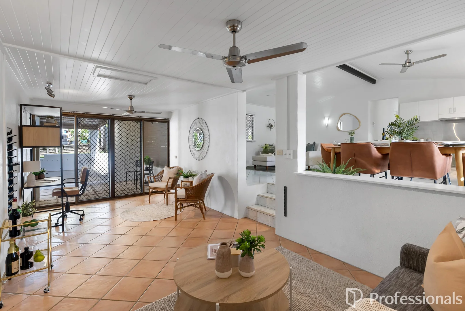 Additional image 5 of 10 Cicero Close, Mooroobool QLD 4870