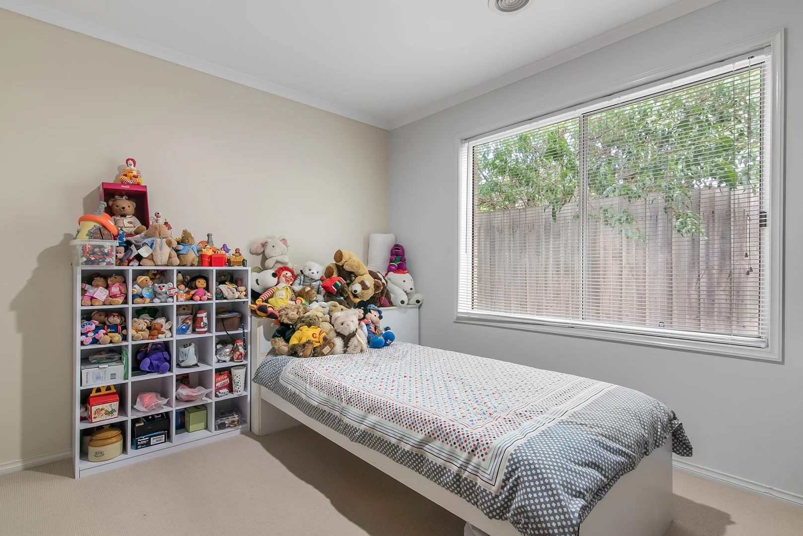Additional image 10 of 33 Clifton Park Drive, Carrum Downs VIC 3201