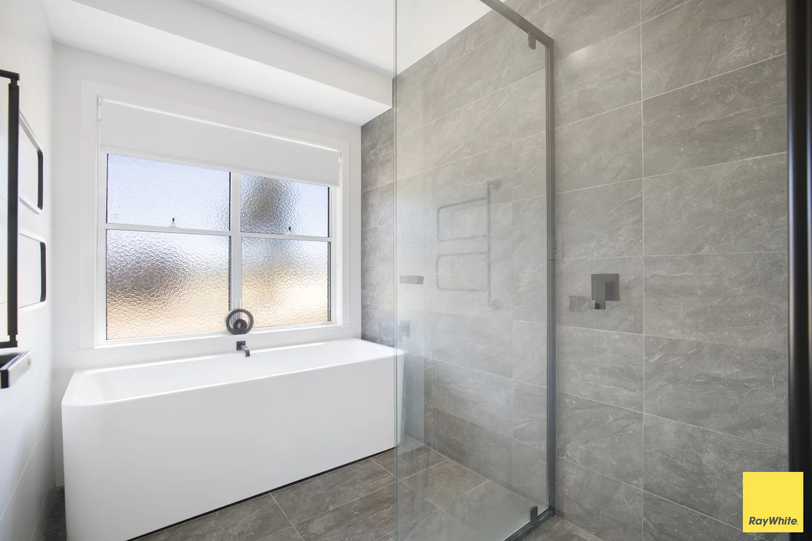 Additional image 11 of 5 Sylvan Drive, Inverell NSW 2360