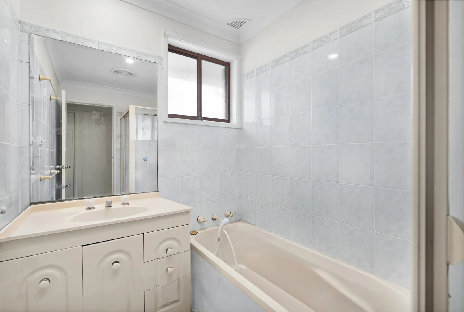 Additional image 6 of 32 Clifford Crescent, Ingleburn NSW 2565