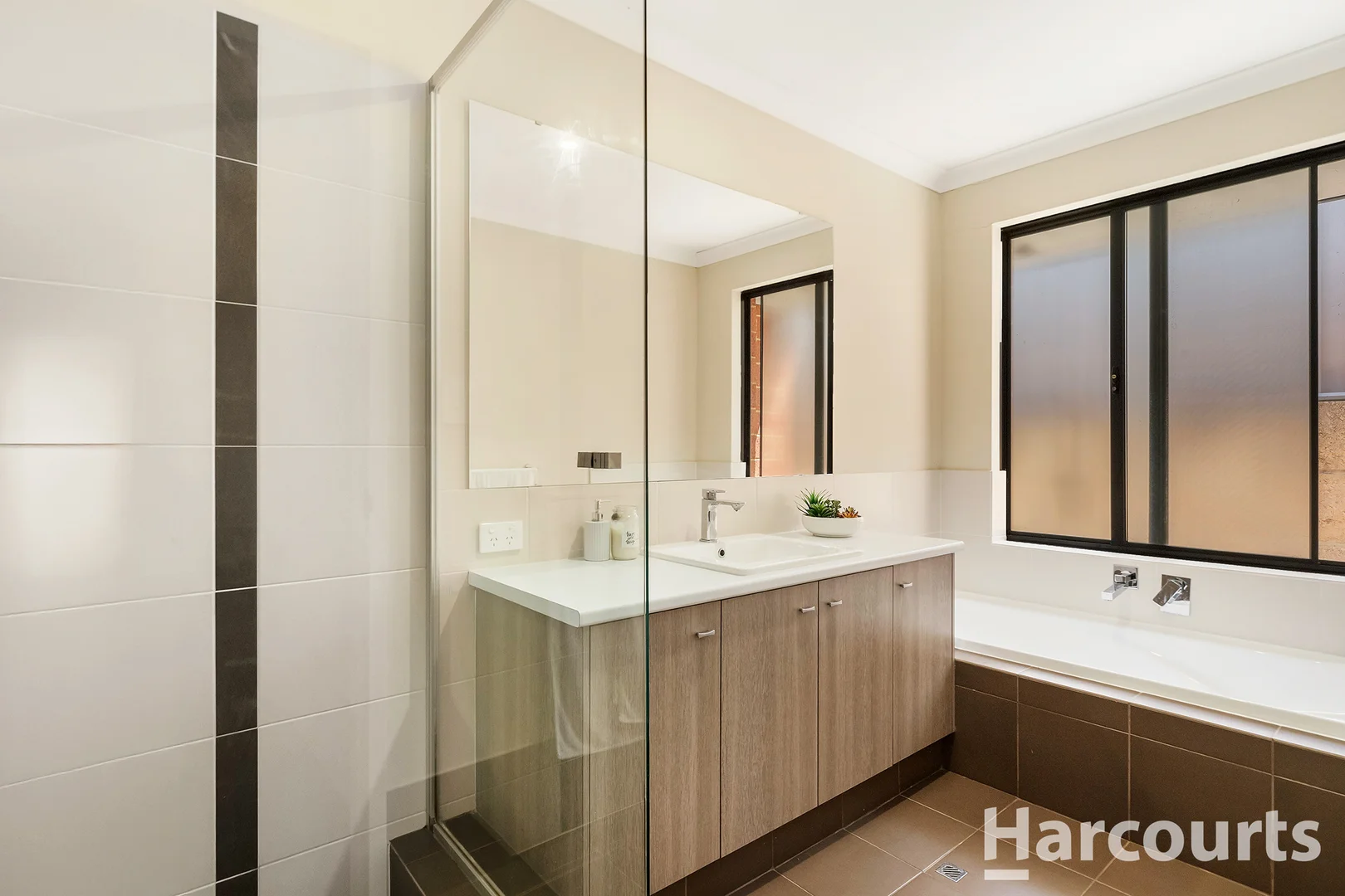 Additional image 4 of 5 Dundee Way, Meadow Springs WA 6210