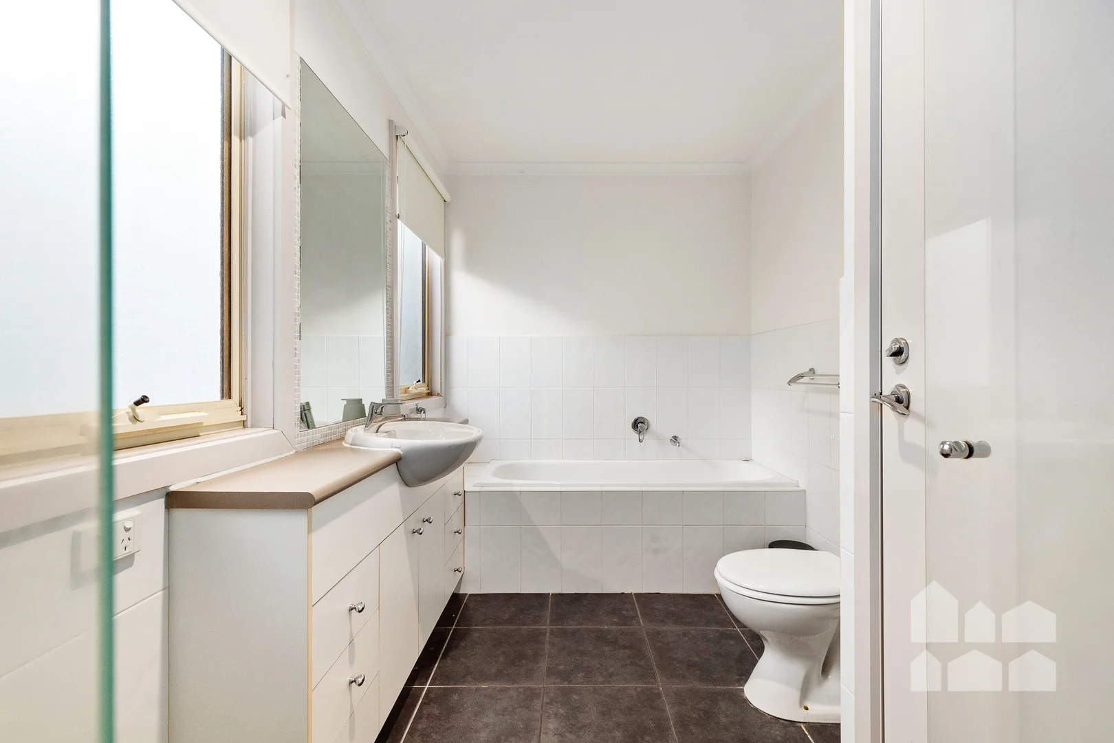 Additional image 12 of 2/15 Park Street, Footscray VIC 3011