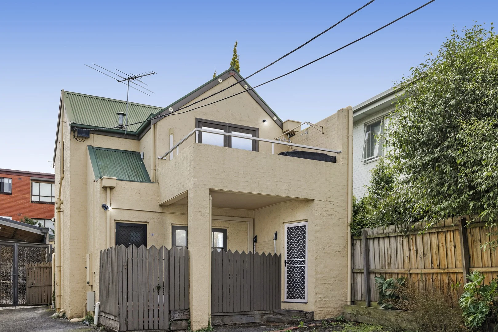 1/7 Buckland Street, Travancore VIC 3032
