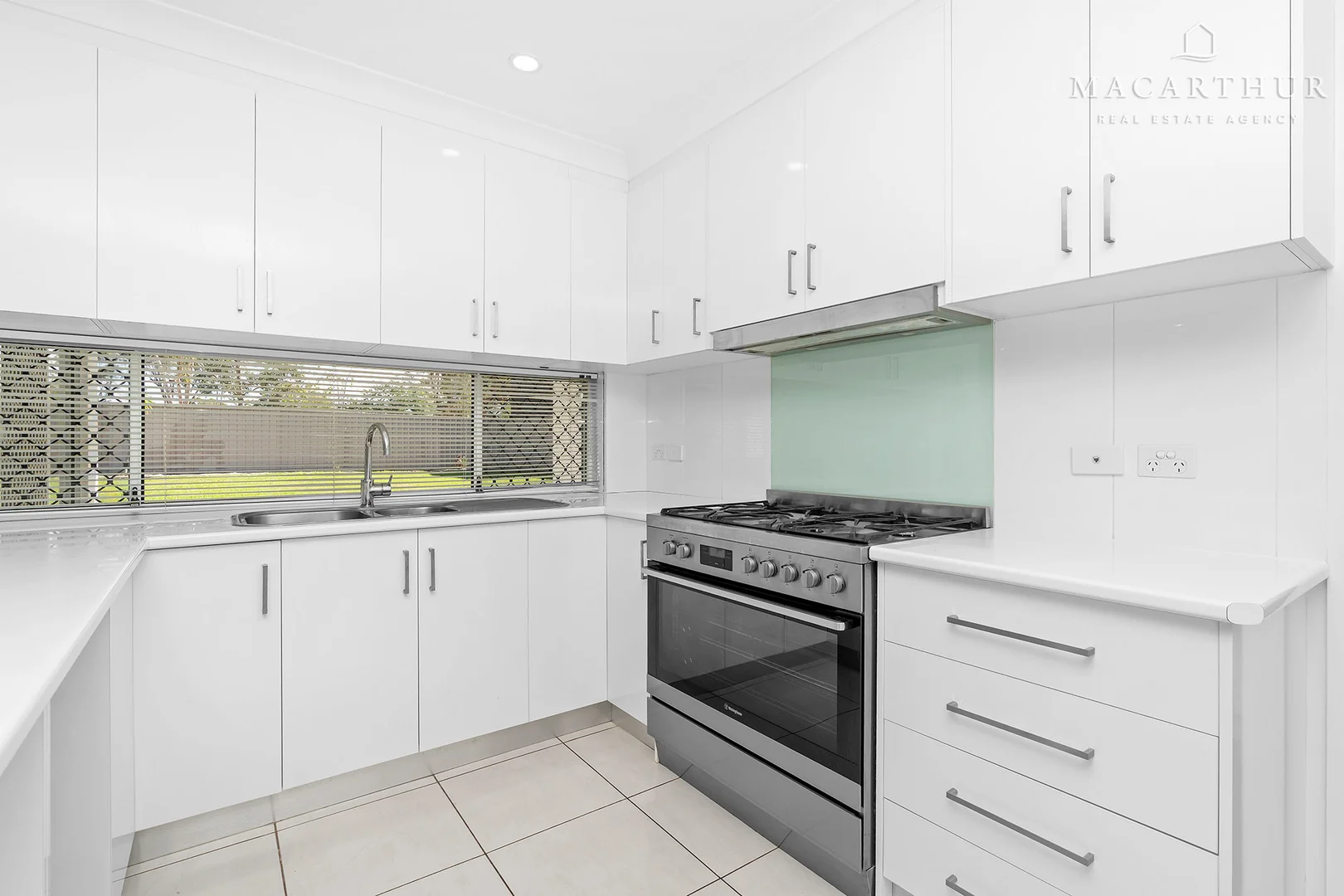 Additional image 3 of 43 Durack Circuit, Boorooma NSW 2650